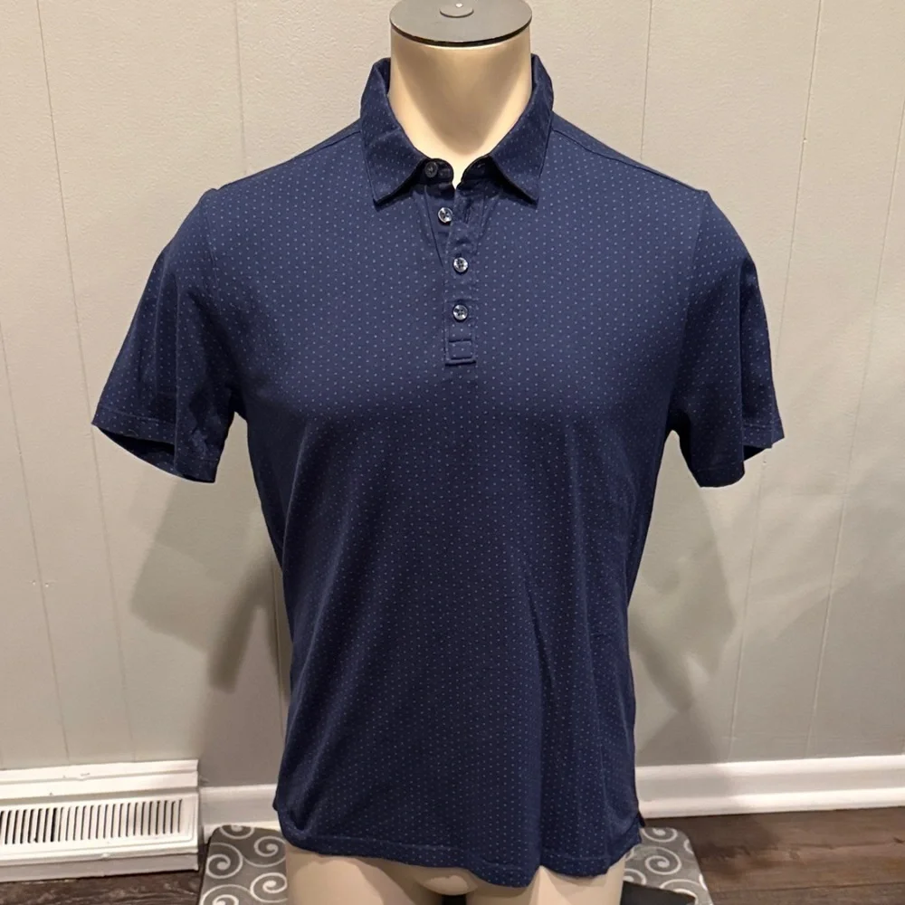 E Robert Barakett Medium Navy Polo with Subtle Dots Business Casual Preppy